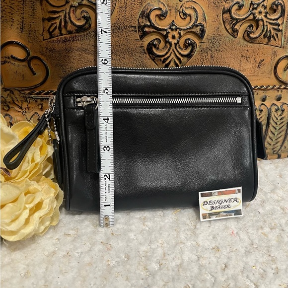 Authentic COACH Black Leather Cosmetic Case 8658 EUC! - Picture 9 of 9
